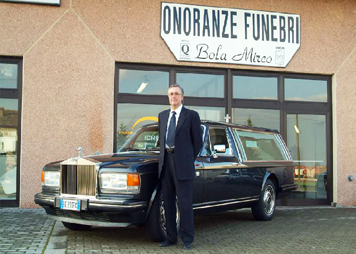 servizi funebri - rolls royce per trasporto funebre